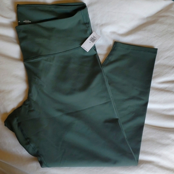 Old Navy High-Waisted PowerPress 7/8 Length Green Leggings - Size 3X - Picture 3 of 7